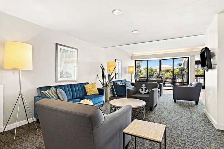 Hotel Interior 2 of 31