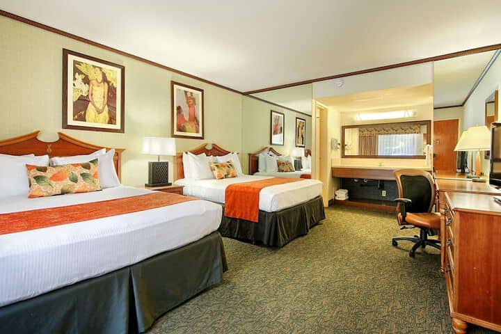 Room 9 of 22
